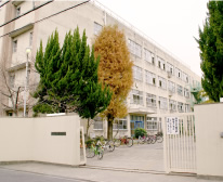 若江中学校